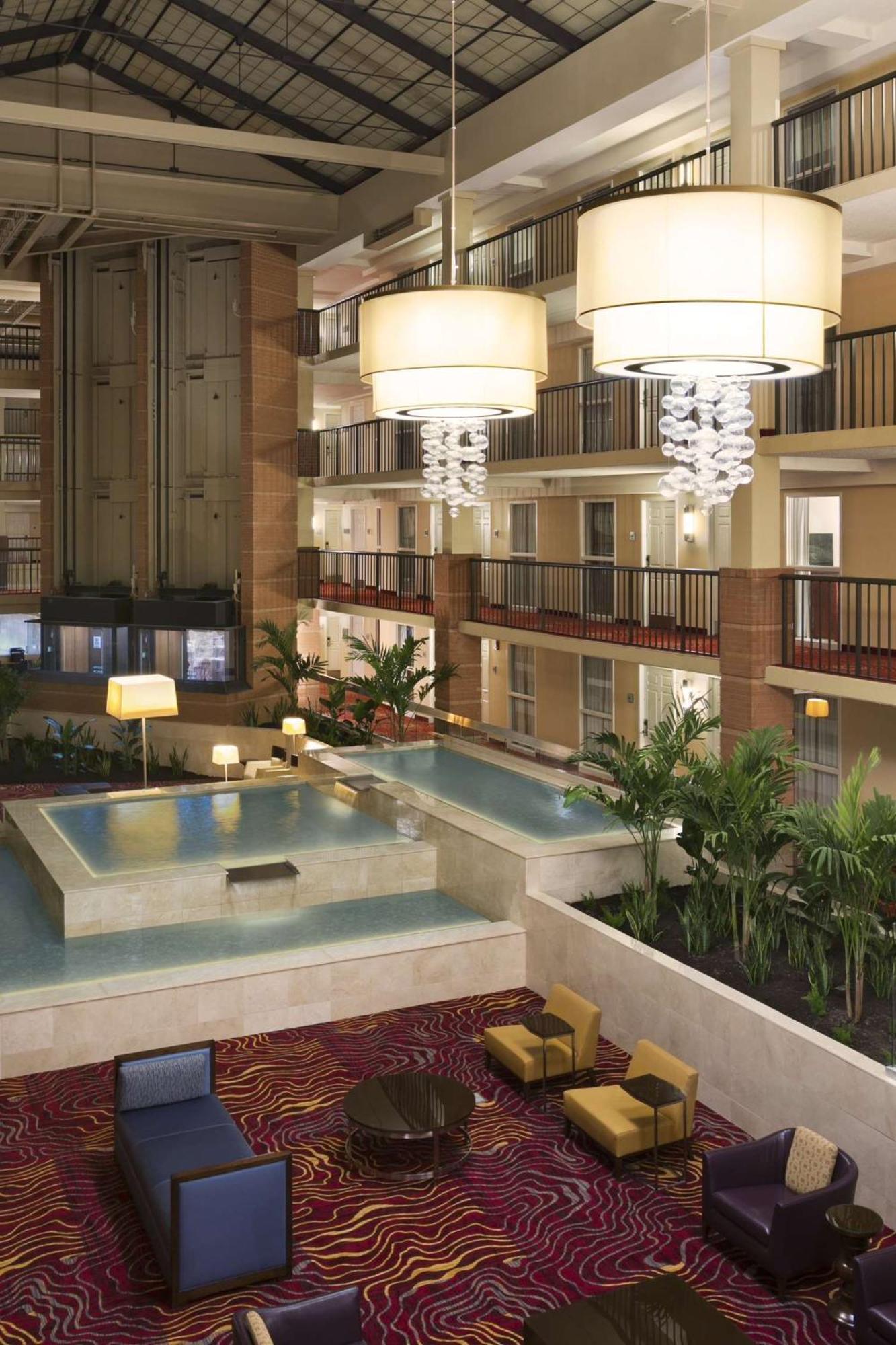 Embassy Suites Cleveland - Beachwood Exterior foto